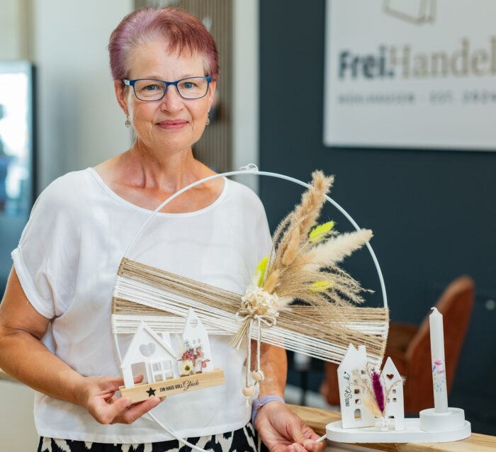 Die Händlerin Cornelia Hohbei im Frei.Handel